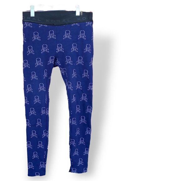 Koral Skull and Crossbones Textured Leggings - Picture 1 of 5